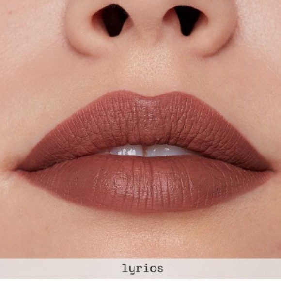 NWT NWT r.e.m. beauty At The Borderline Lip Liner Pencil Lyrics (Chestnut Rose) - Picture 4 of 4